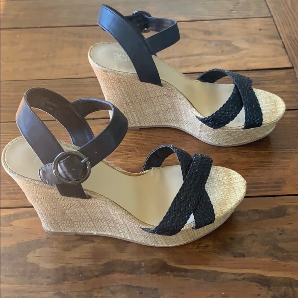 Arizona Jean Co. Wedge Shoes View 2